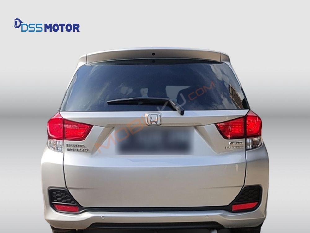 Mobil Honda Mobilio 2015