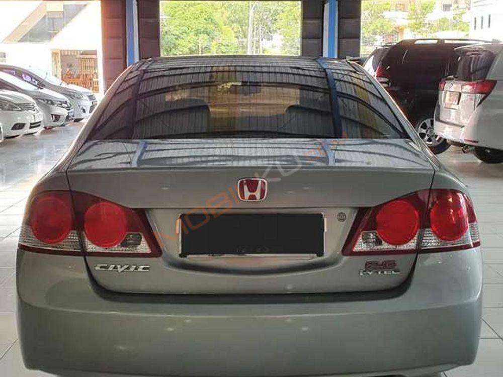 Mobil Honda Civic Sedan 2006