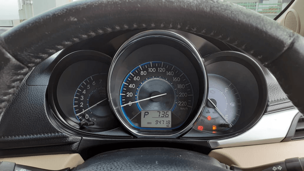 Mobil Toyota Vios 2013