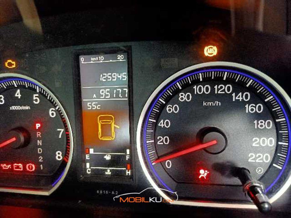 Mobil Honda CR-V 2009
