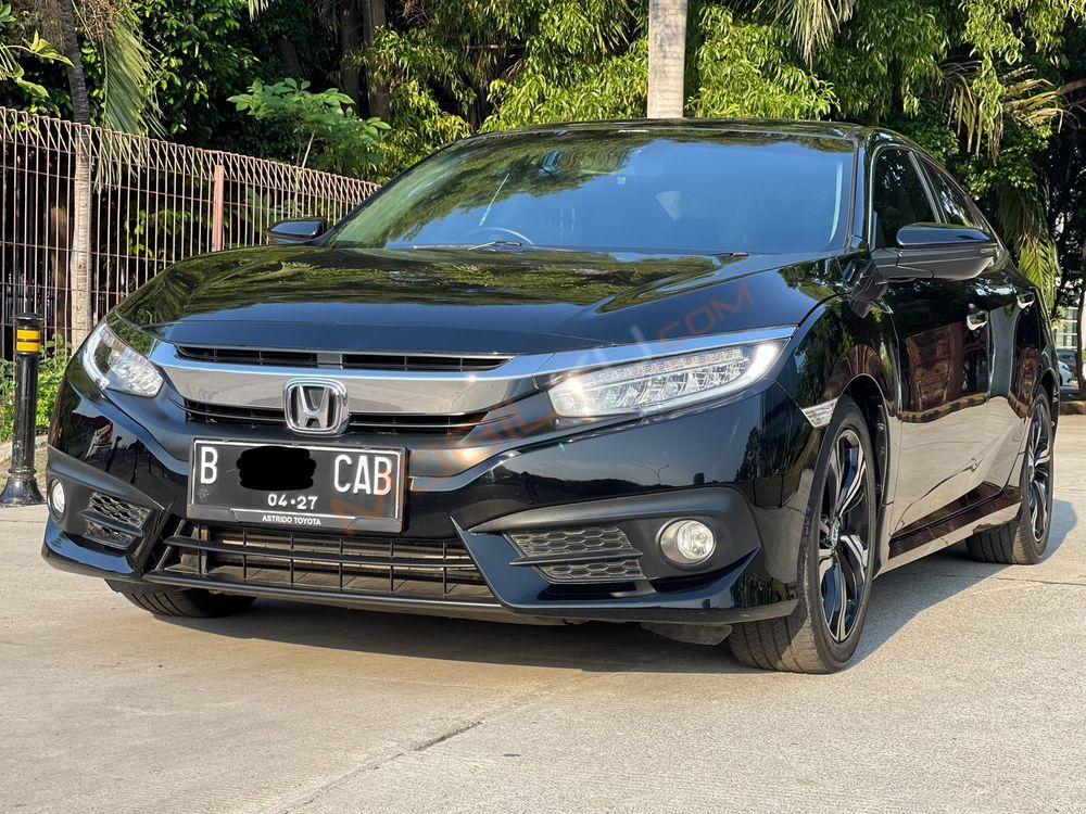 Mobil Honda Civic Sedan 2017