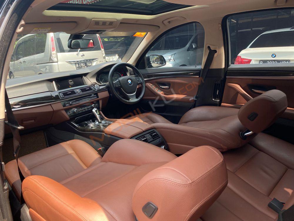 Mobil BMW 5 Series 2016
