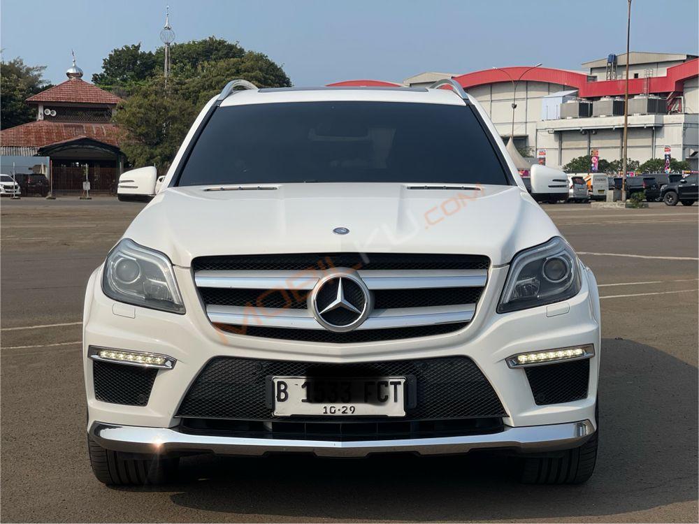 Mobil Mercedes-Benz GL 2014
