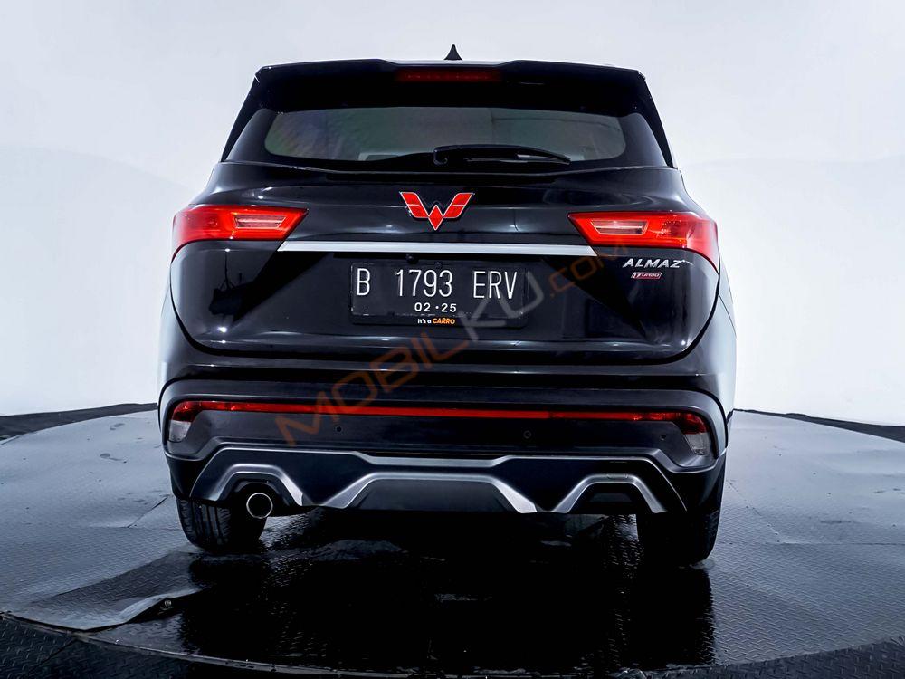 Mobil Wuling Almaz 2019