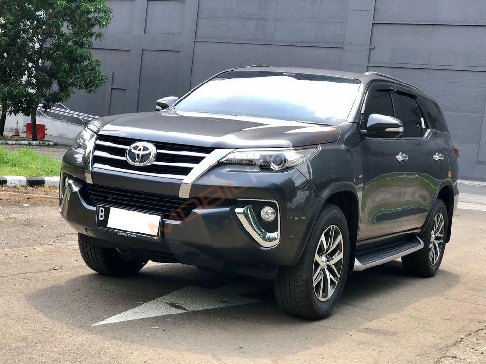 Mobil Toyota Fortuner 2017