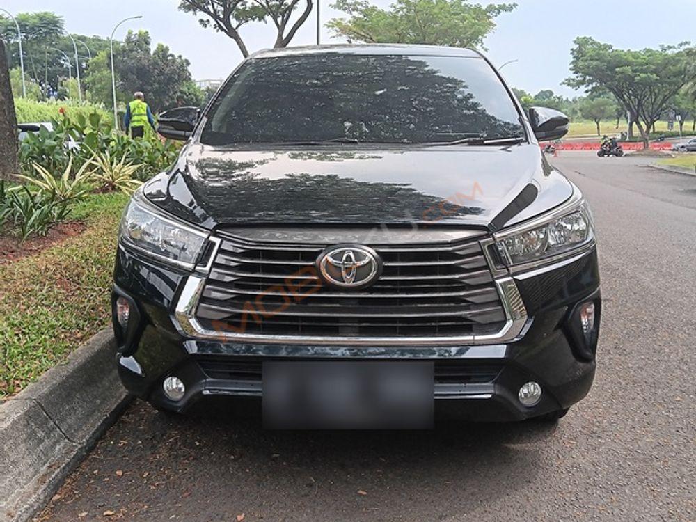 Mobil Toyota Kijang Innova 2021