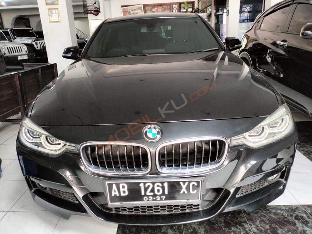 Mobil BMW 3 Series 2016