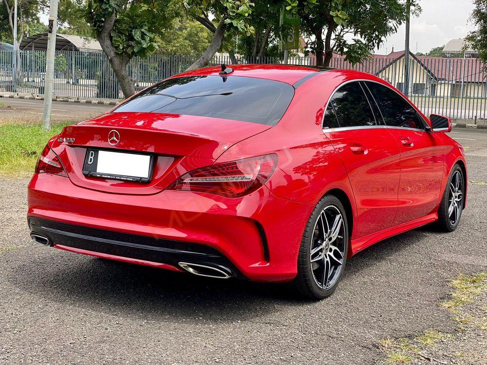 Mobil Mercedes-Benz CLA 2018