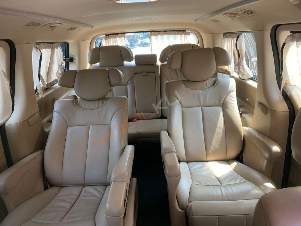 Mobil Hyundai H-1 2018