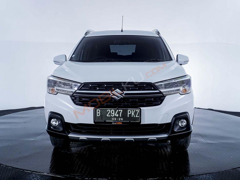 Mobil Suzuki XL7 2021