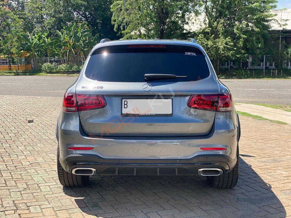 Mobil Mercedes-Benz GLC 2022