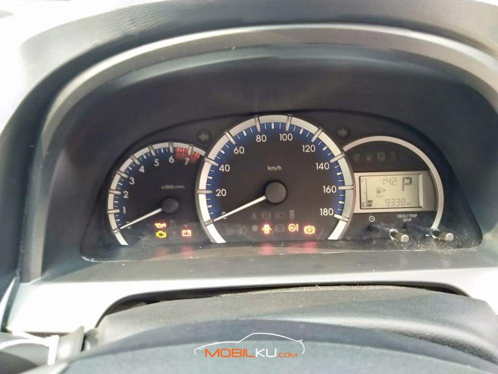 Mobil Toyota Avanza 2019