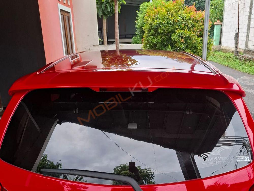 Mobil Toyota Agya 2016