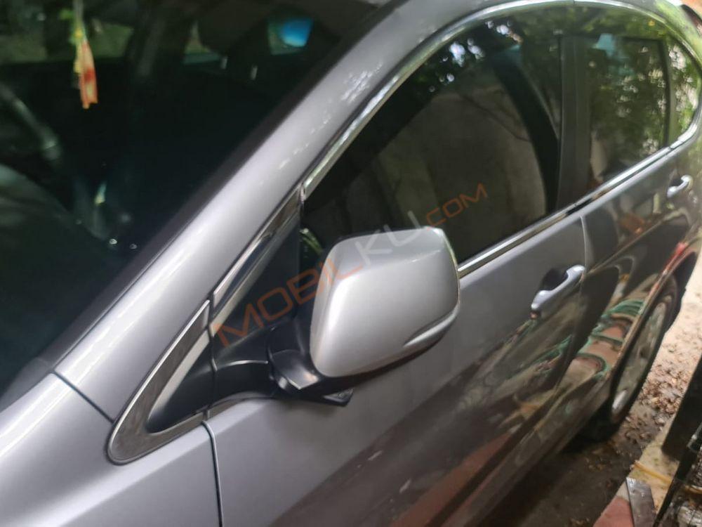 Mobil Honda CR-V 2016