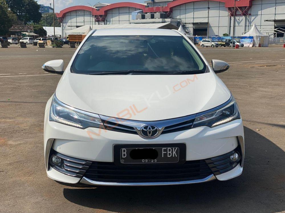 Mobil Toyota Corolla 2017