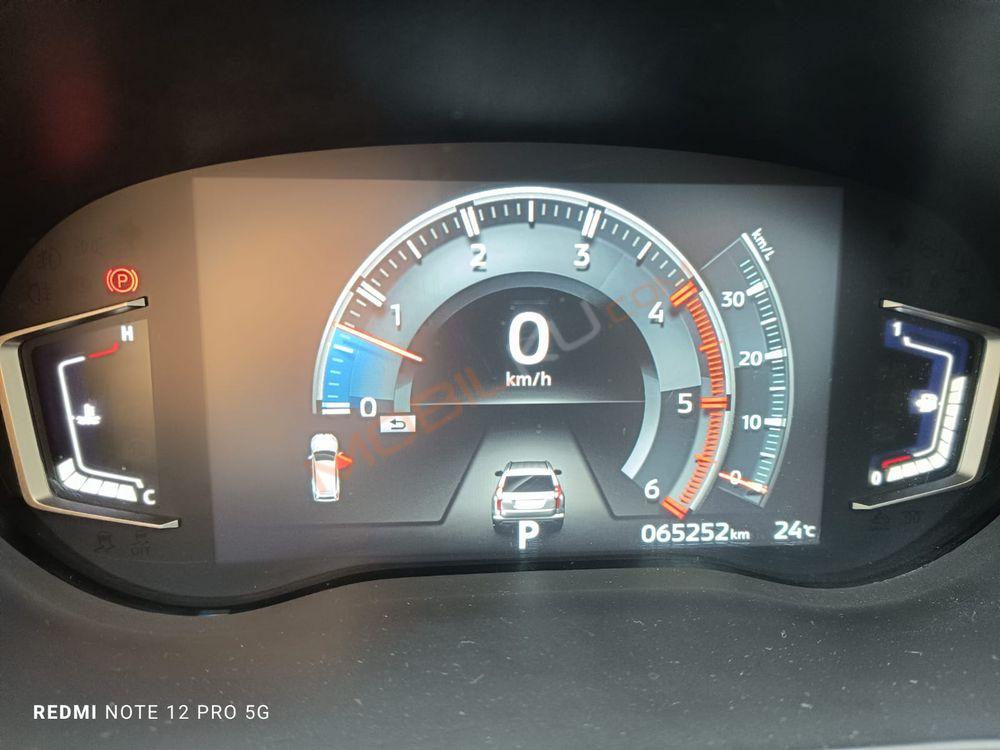 Mobil Mitsubishi Pajero Sport 2021