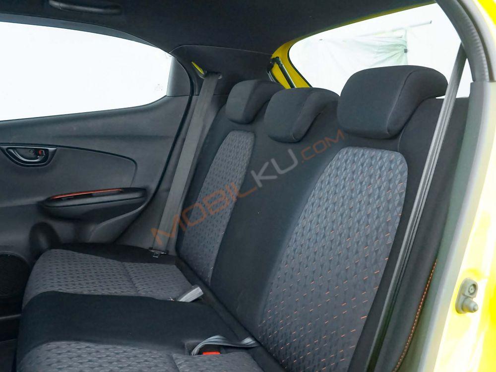 Mobil Honda Brio 2021