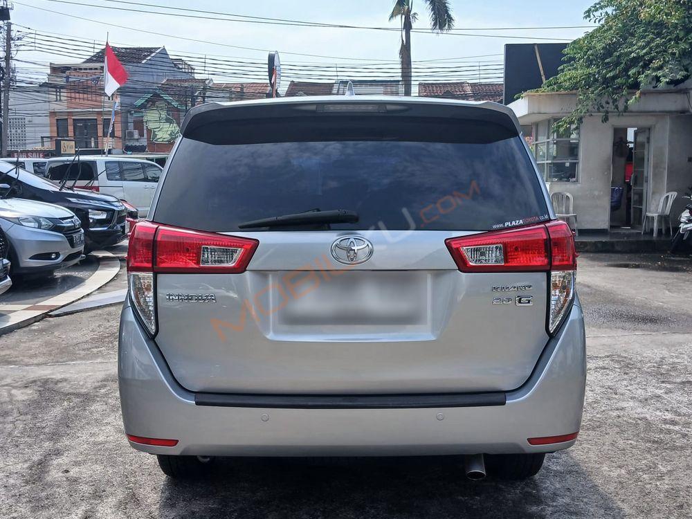 Mobil Toyota Kijang Innova 2018