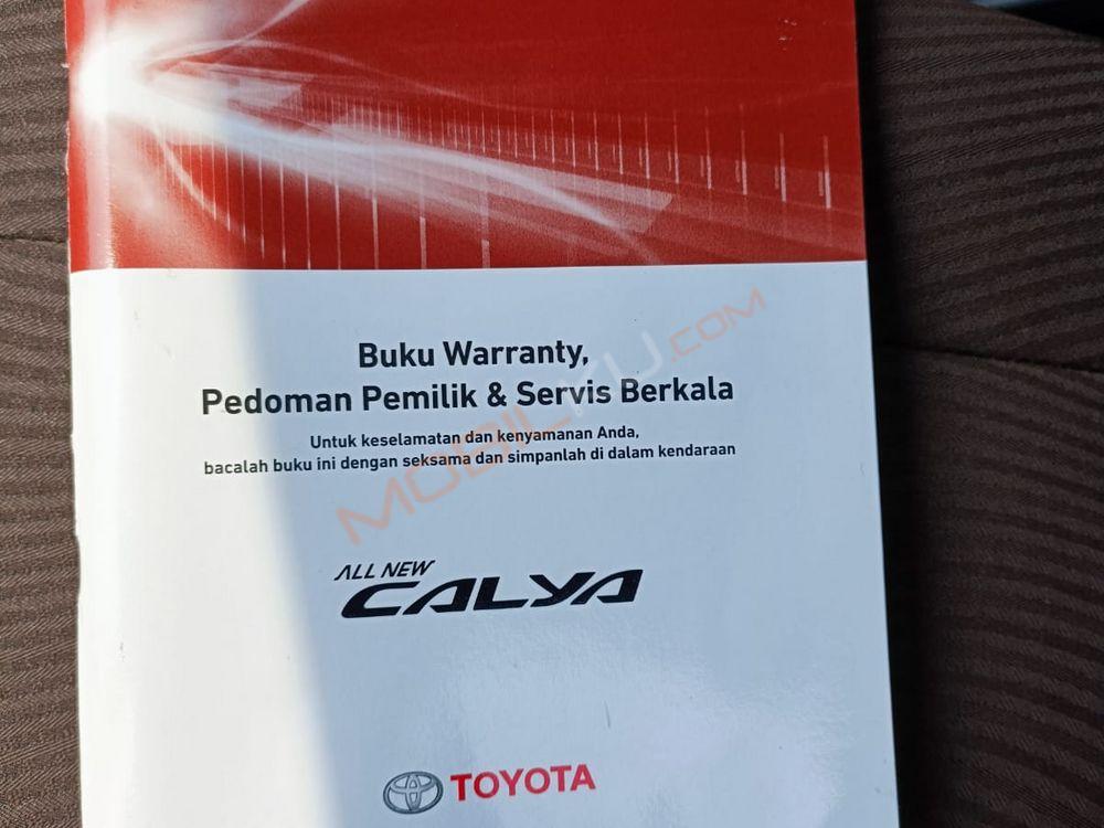 Mobil Toyota Calya 2021