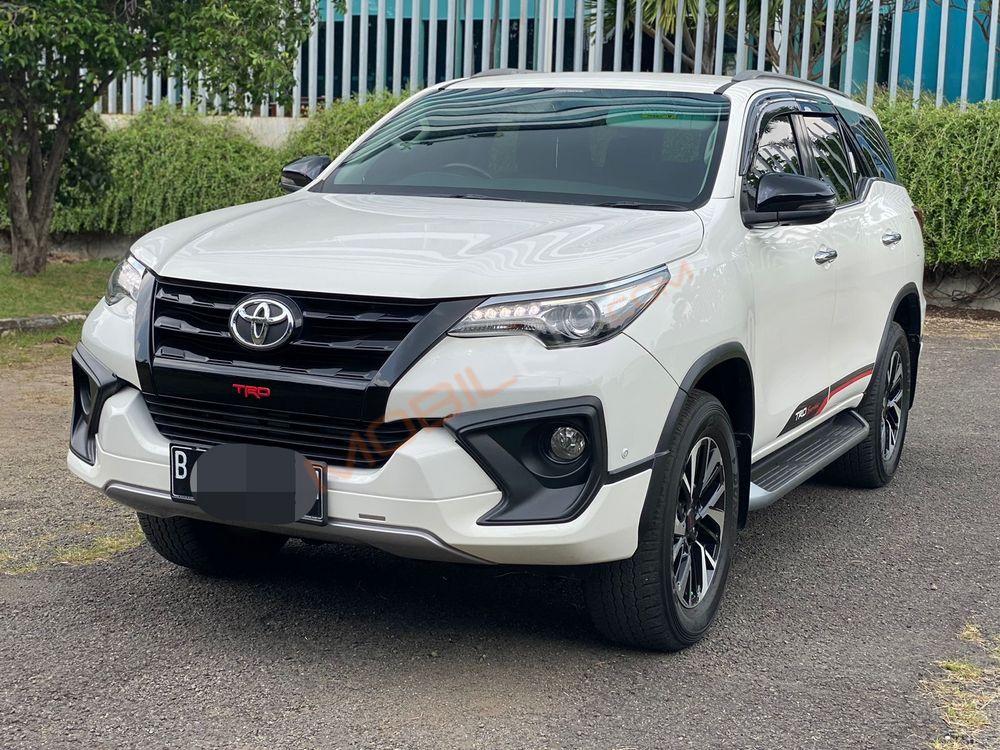 Mobil Toyota Fortuner 2019