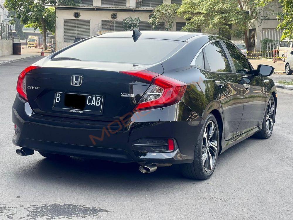 Mobil Honda Civic Sedan 2017
