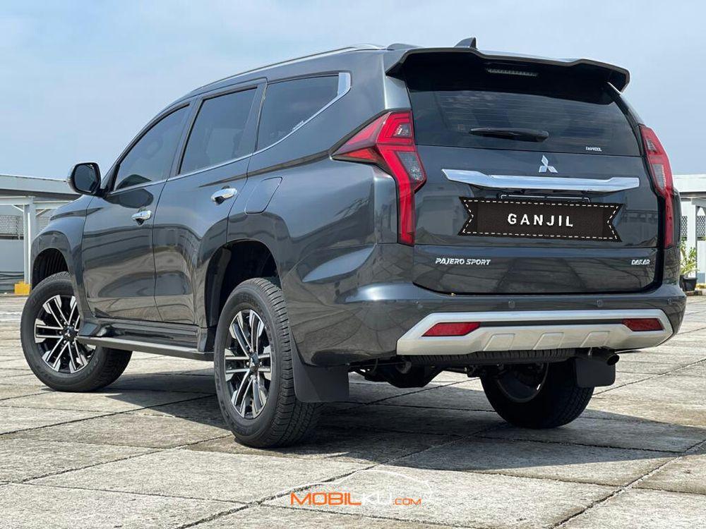 Mobil Mitsubishi Pajero Sport 2021