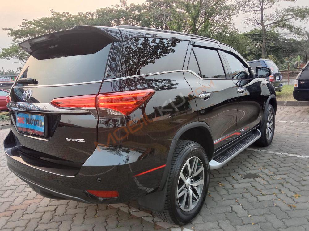 Mobil Toyota Fortuner 2019