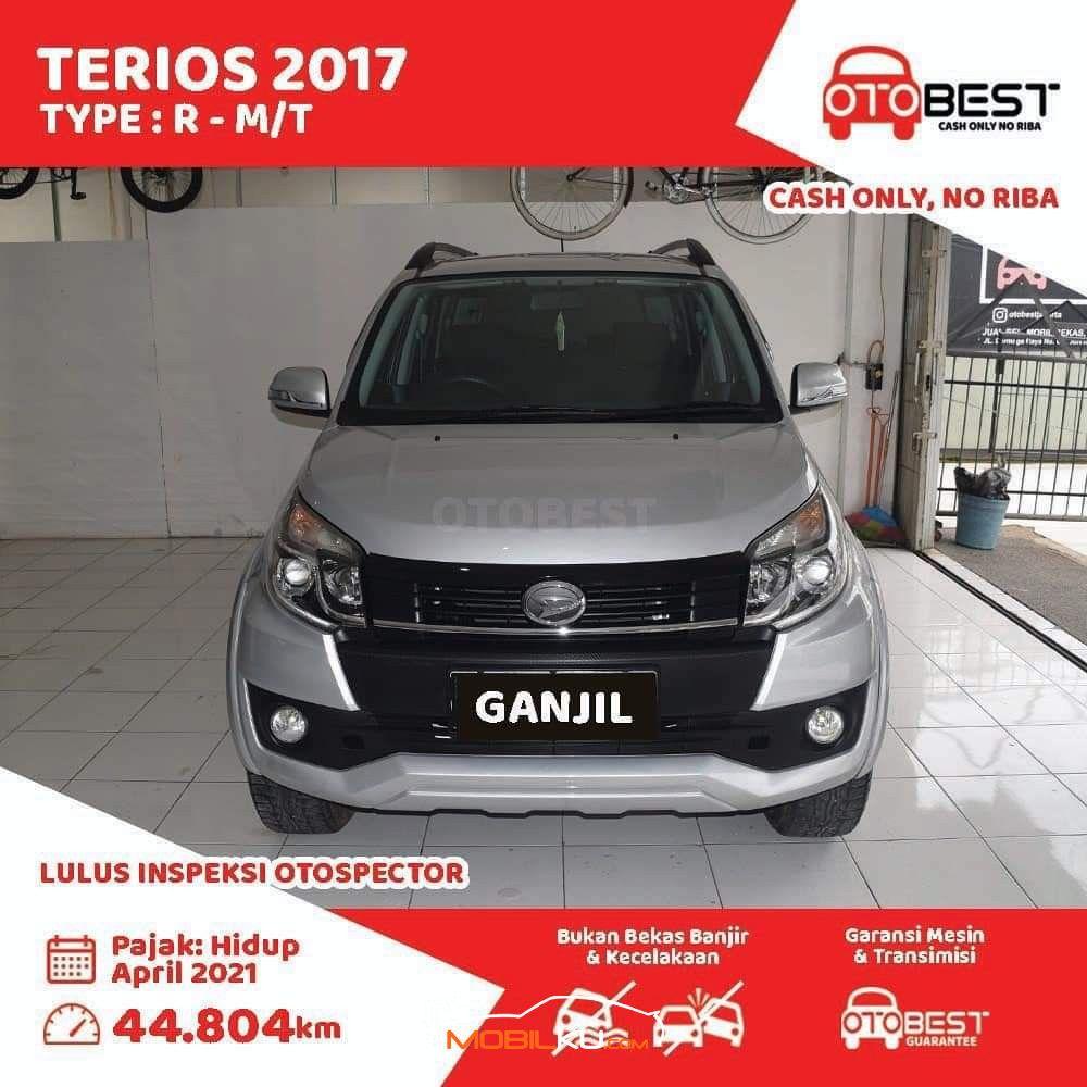 Mobil Daihatsu Terios 2017