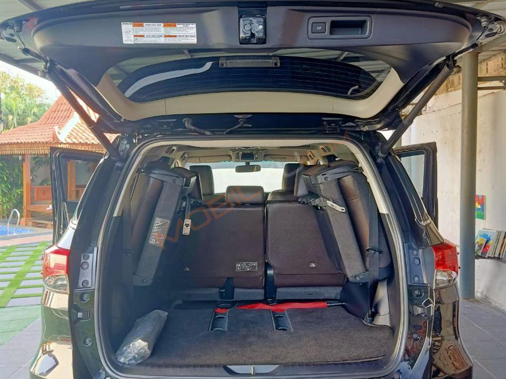 Mobil Toyota Fortuner 2019
