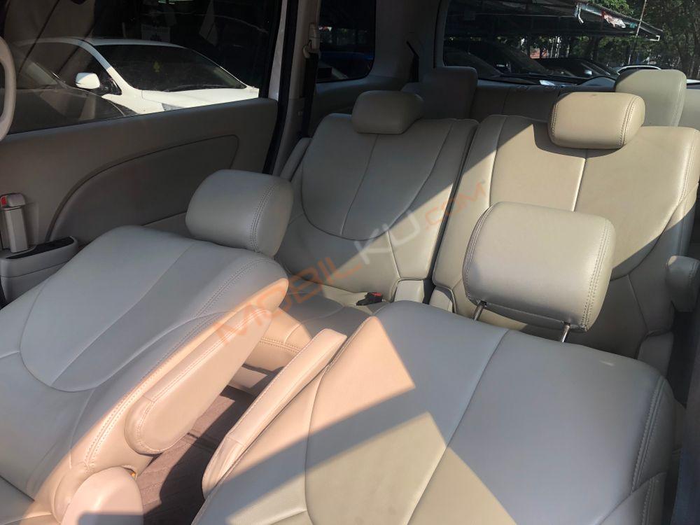 Mobil Mazda Biante 2014