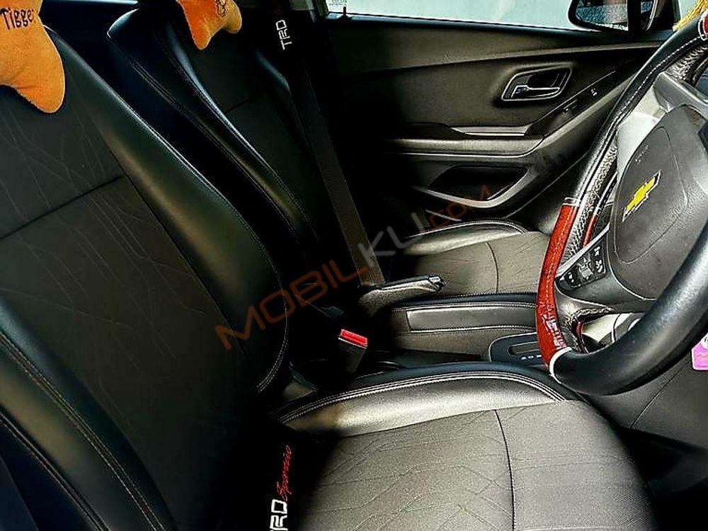 Mobil Chevrolet Trax 2017