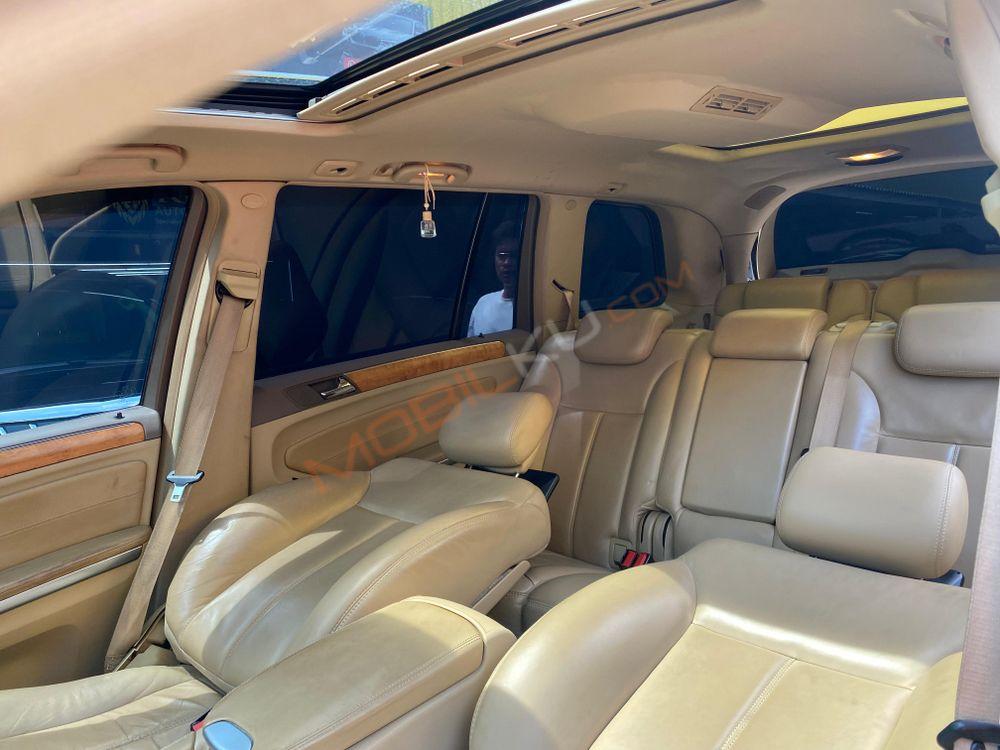 Mobil Mercedes-Benz GL 2009