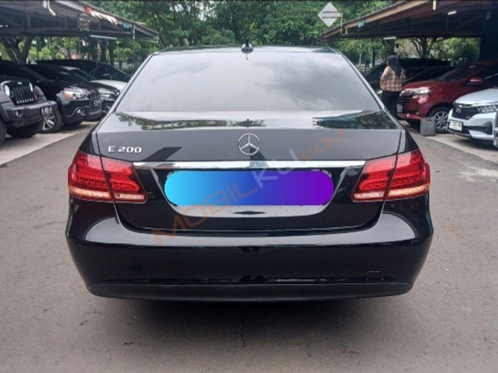Mobil Mercedes-Benz E-Class 2016