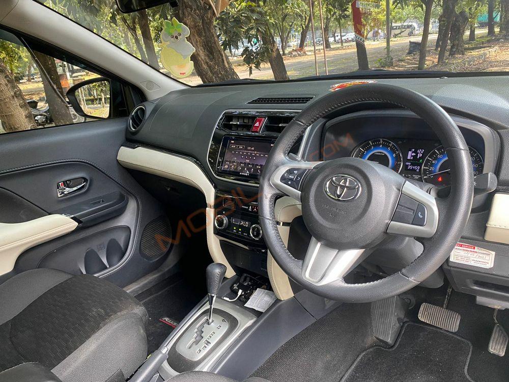 Mobil Toyota Rush 2019