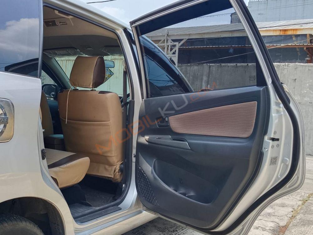 Mobil Toyota Avanza 2018