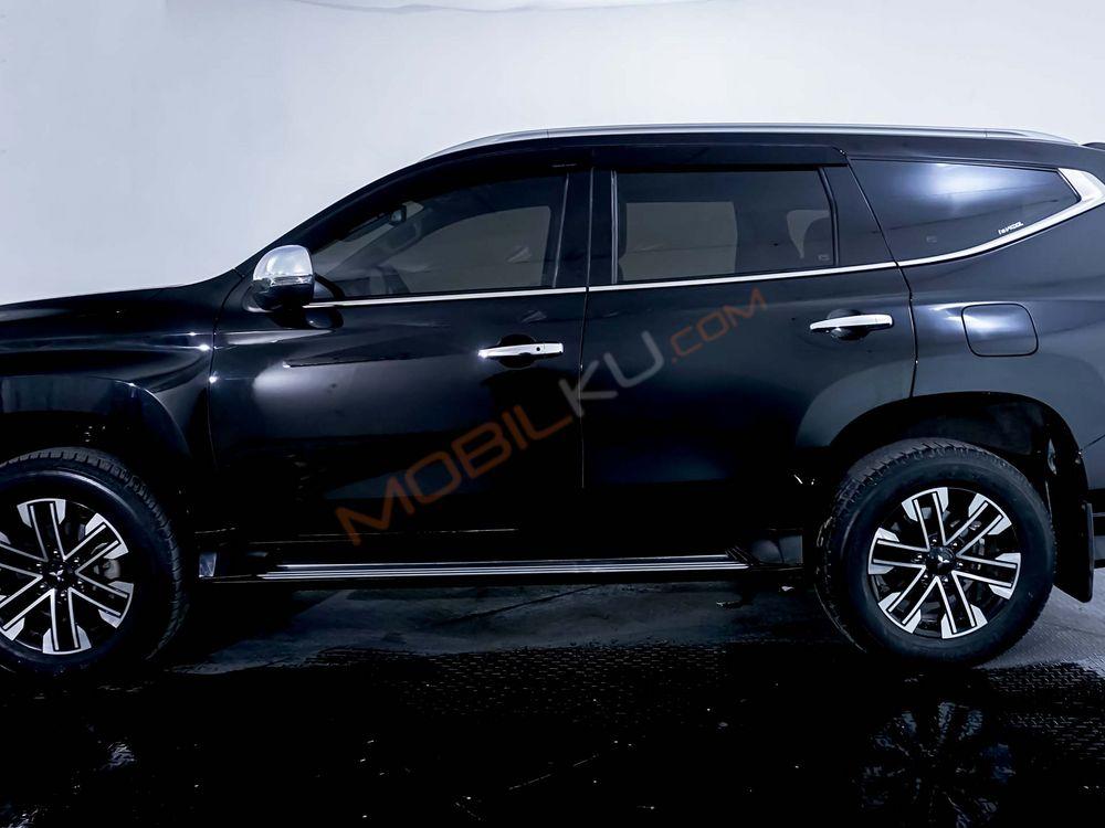 Mobil Mitsubishi Pajero Sport 2021