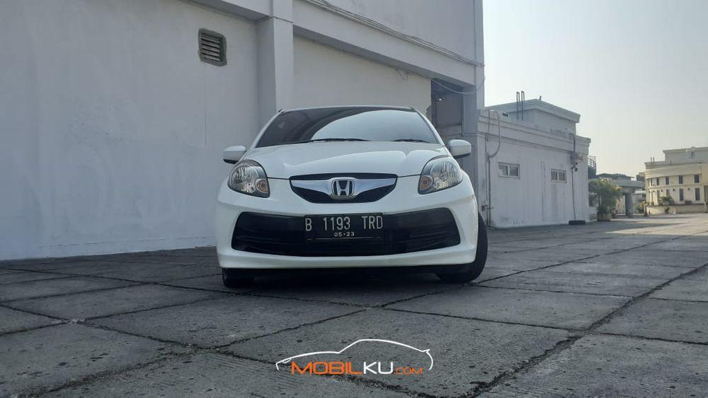 Mobil Honda Brio 2013