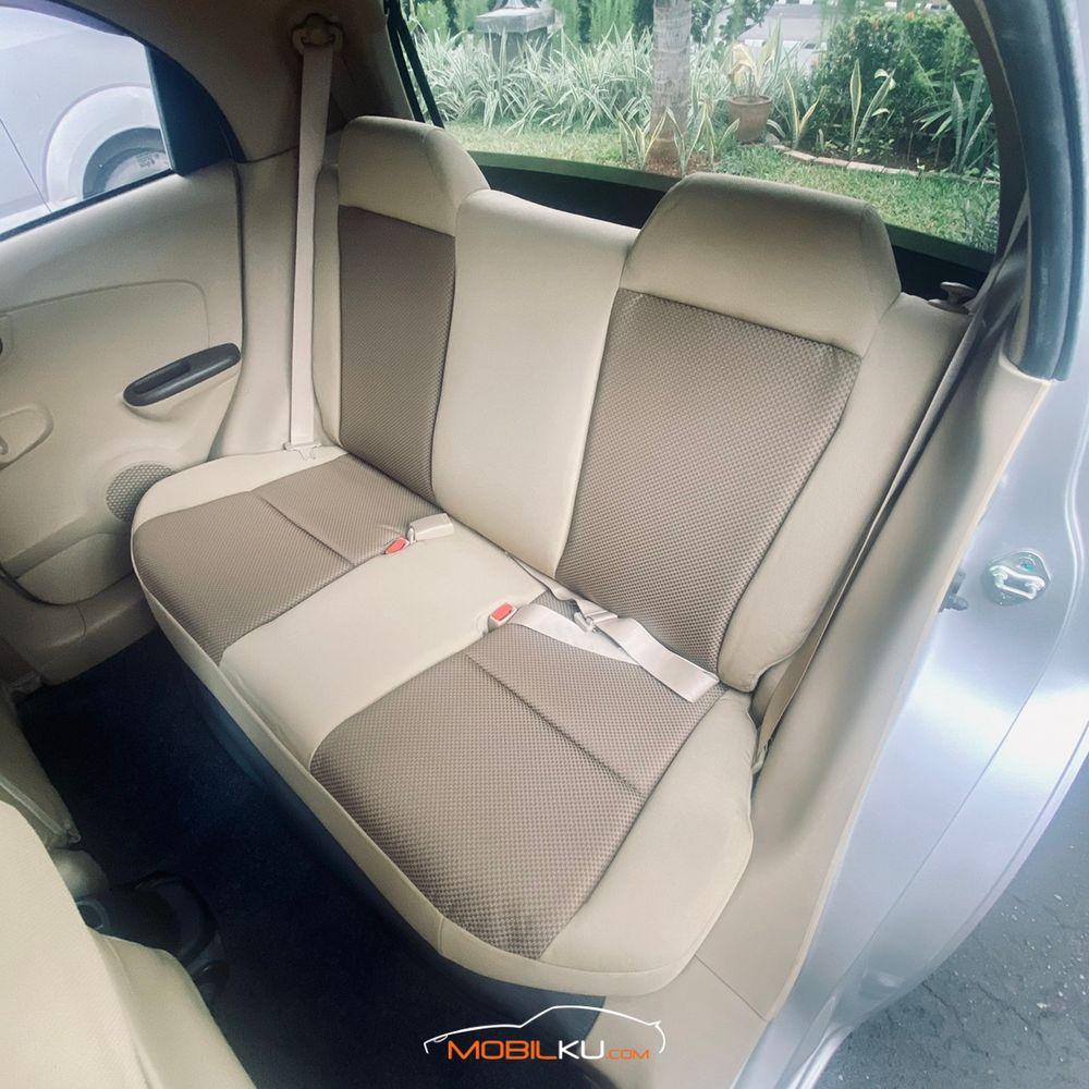 Mobil Honda Brio 2013