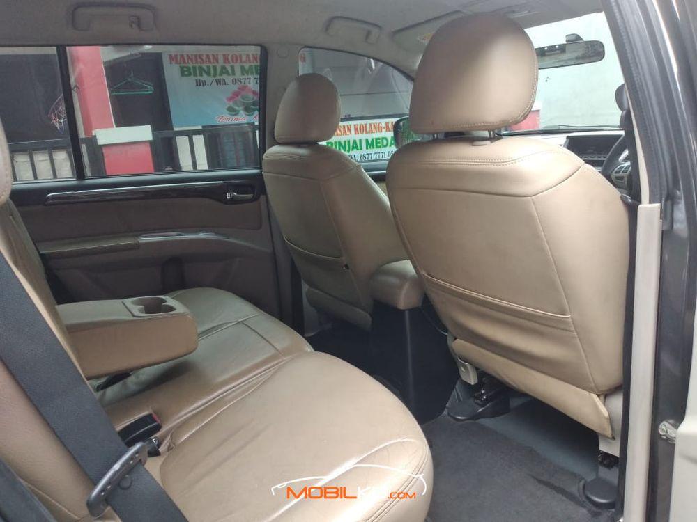 Mobil Mitsubishi Pajero Sport 2011