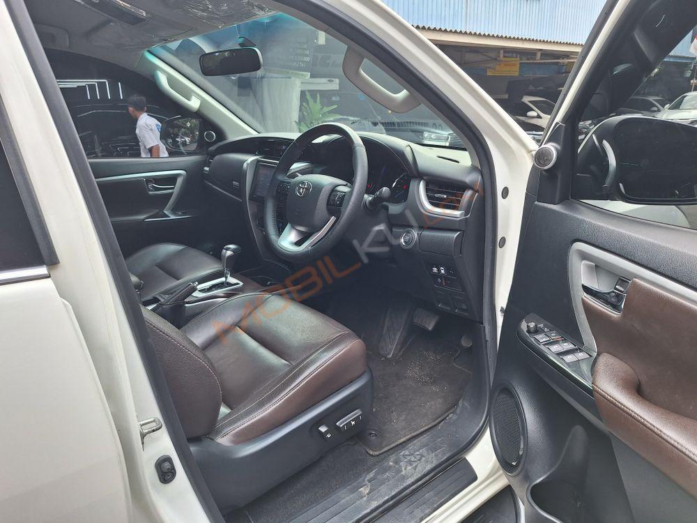 Mobil Toyota Fortuner 2016