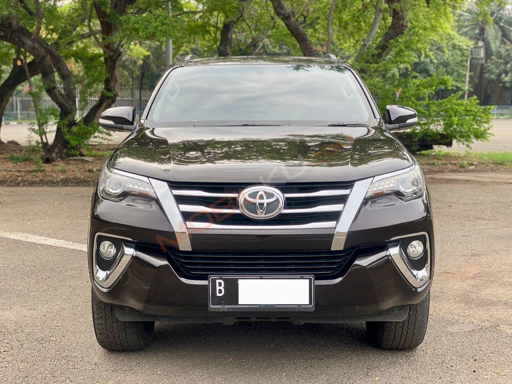 Mobil Toyota Fortuner 2016