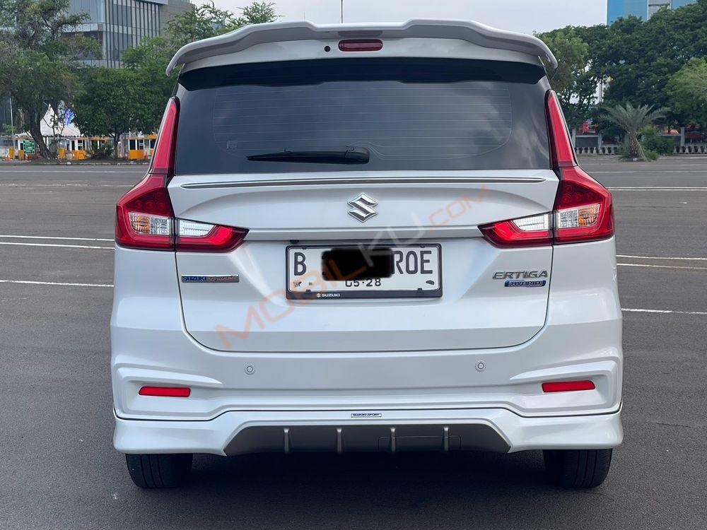 Mobil Suzuki Ertiga 2022