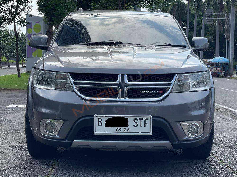 Mobil Dodge Journey 2013