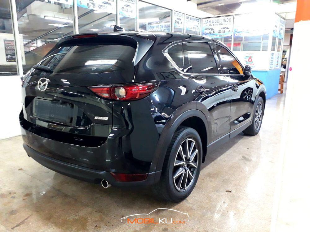 Mobil Mazda CX-5 2017