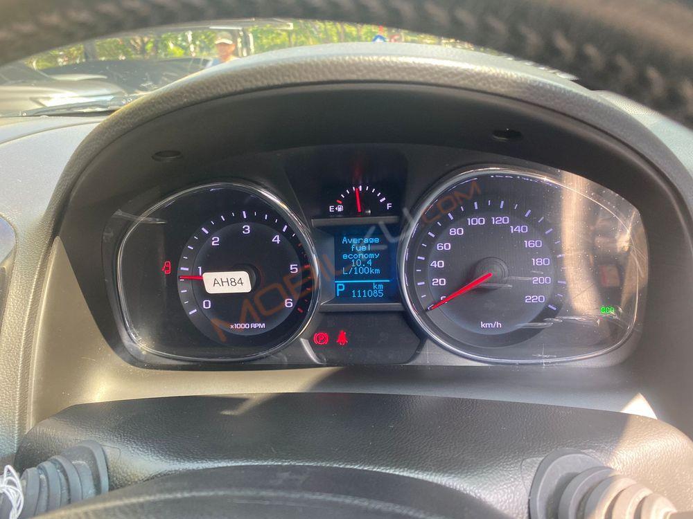 Mobil Chevrolet Captiva 2017