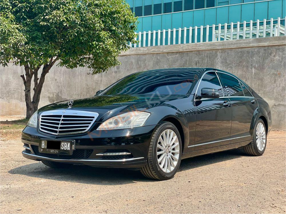 Mobil Mercedes-Benz S-Class 2011