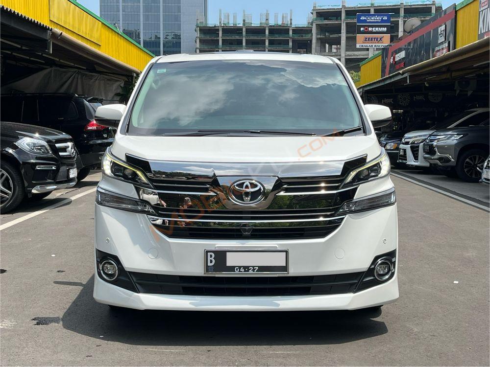 Mobil Toyota Vellfire 2017