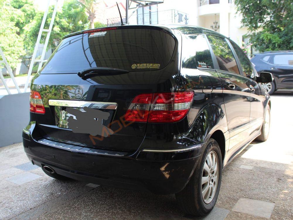 Mobil Mercedes-Benz B-Class 2010