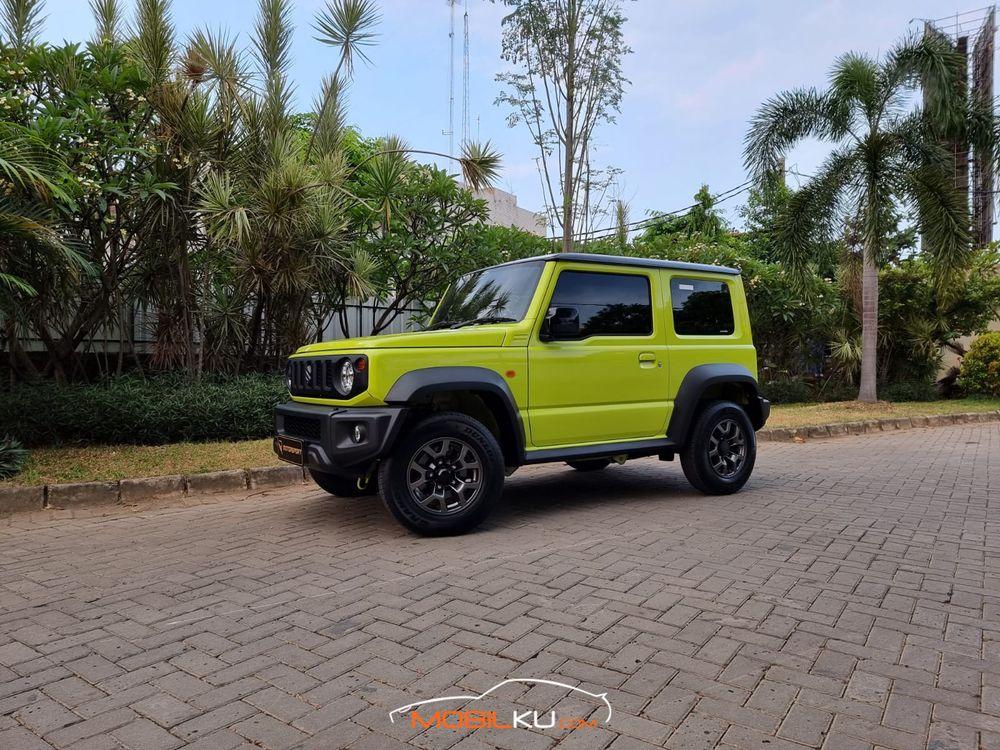 Mobil Suzuki Jimny 2020