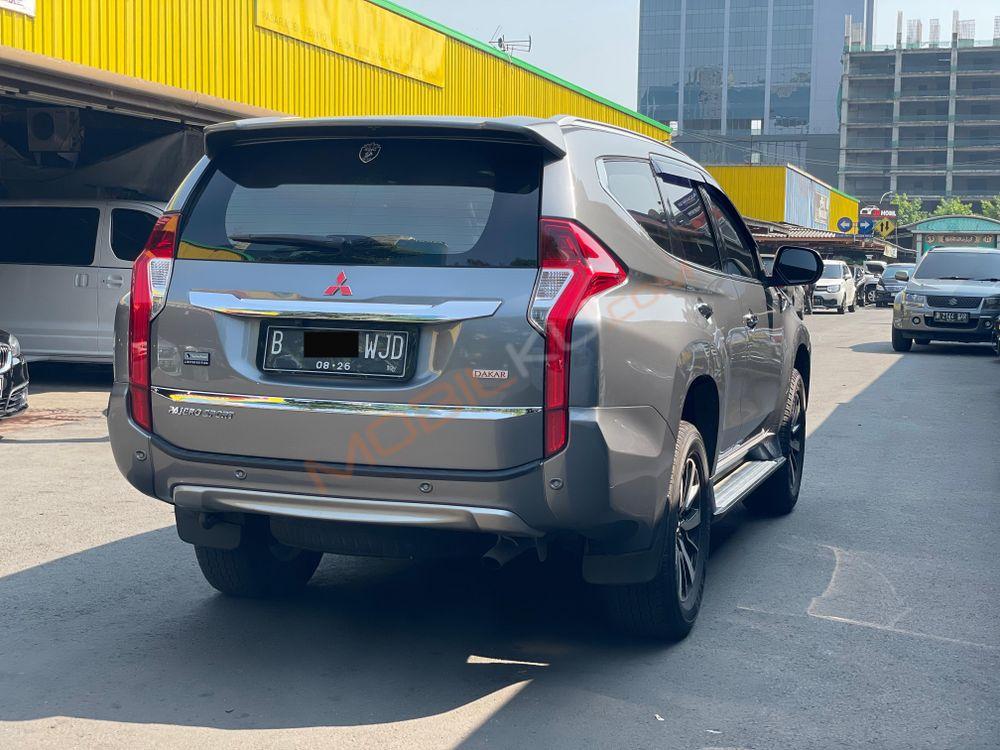 Mobil Mitsubishi Pajero Sport 2016